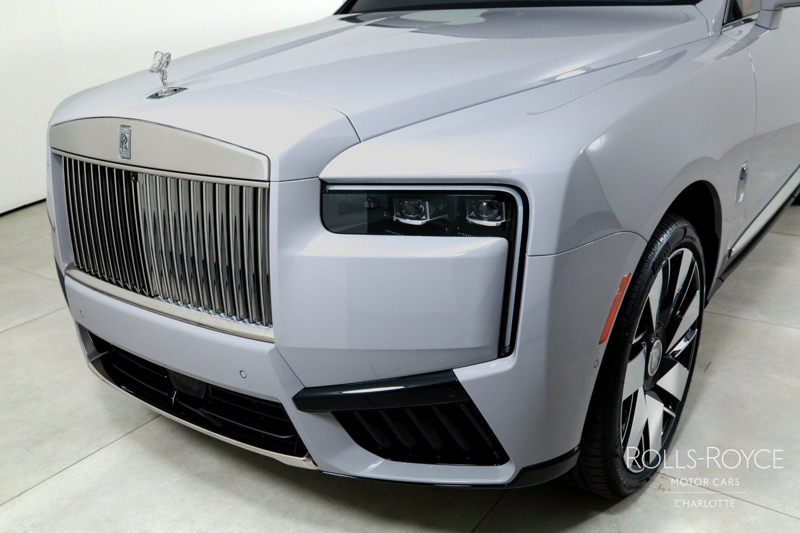 New 2027 Rolls-Royce Cullinan AWD/4WD image 42