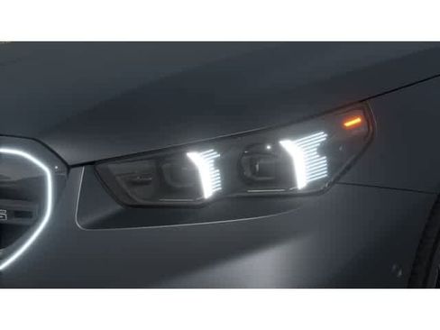 New 2026 BMW M5 w/ Carbon Package image 6