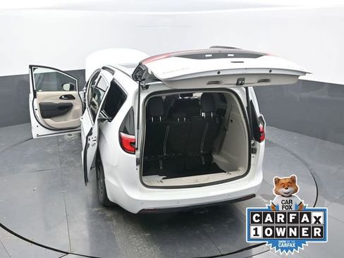 Used 2024 Chrysler Pacifica Limited w/ Trailer Tow Group image 73