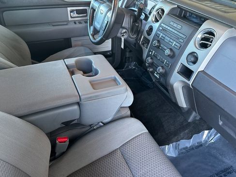 Used 2011 Ford F150 XLT w/ XLT Convenience Pkg image 18