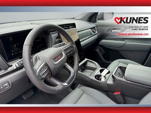 New 2026 GMC Terrain AT4 w/ Convenience Package III image 11