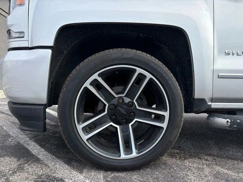 Used 2018 Chevrolet Silverado 1500 LTZ Z71 w/ LPO, Black Pack AWD/4WD image 24