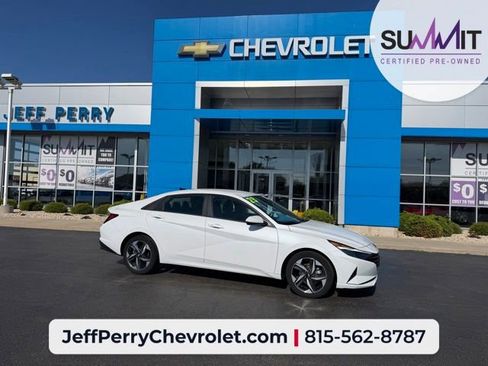 Used 2023 Hyundai Elantra SEL w/ Convenience Package FWD image 1