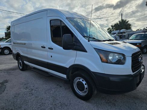 Used 2016 Ford Transit 250 148 Medium Roof RWD image 5