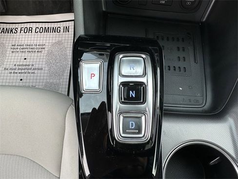 Used 2023 Hyundai Sonata SEL w/ Cargo Package image 19
