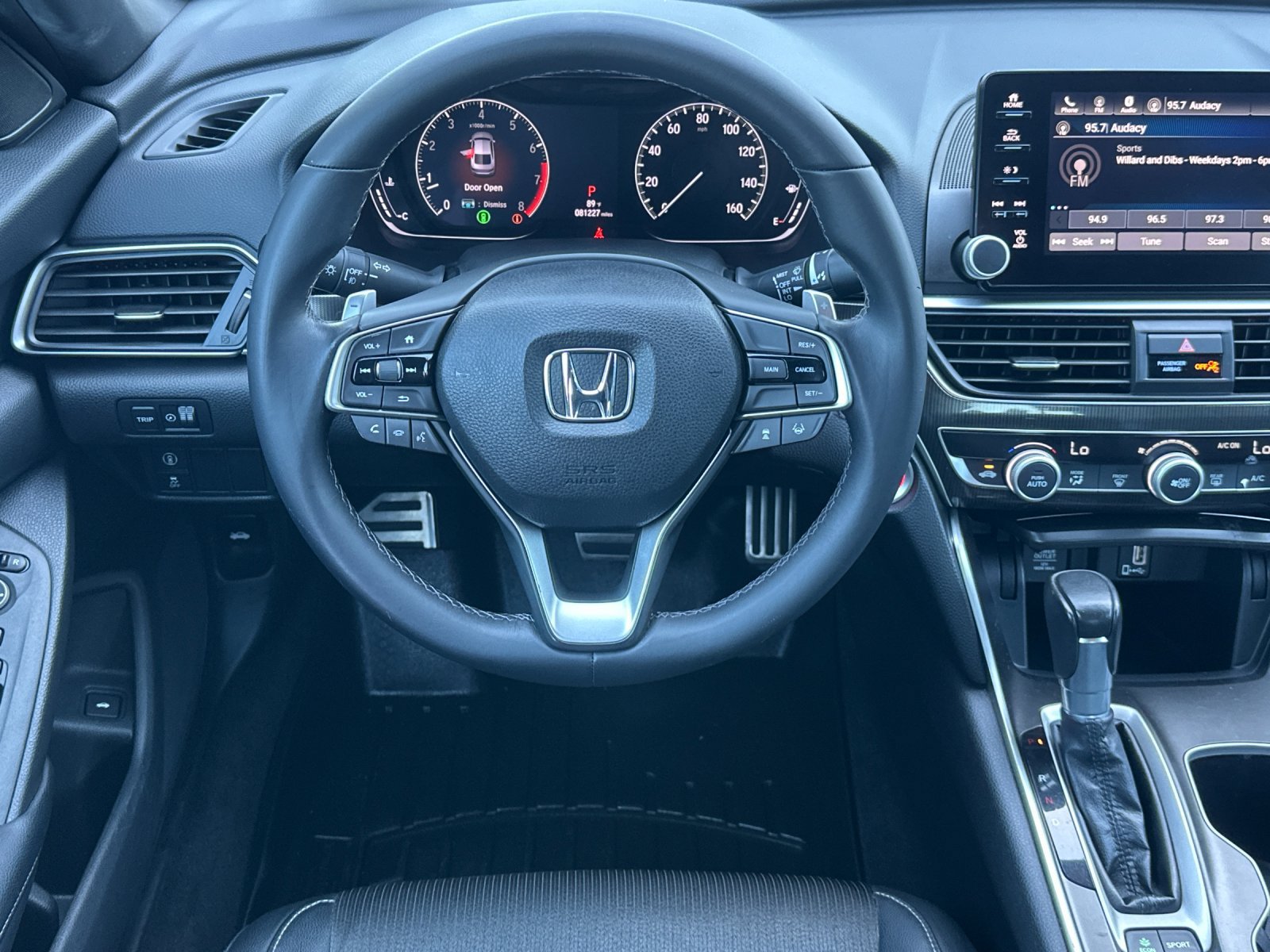 Used 2018 Honda Accord Sport image 14