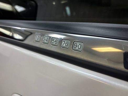 Used 2016 Lincoln Navigator Select AWD/4WD image 25
