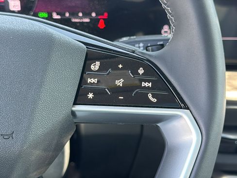 New 2025 Audi Q5 Premium image 24