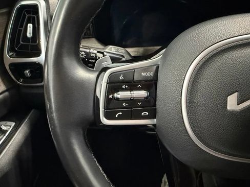 Used 2022 Kia Sorento SX Prestige AWD/4WD image 12
