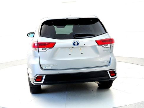 Certified 2019 Toyota Highlander Limited image 5