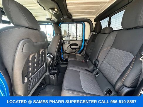 Used 2023 Jeep Gladiator Mojave w/ Cold Weather Group AWD/4WD image 21