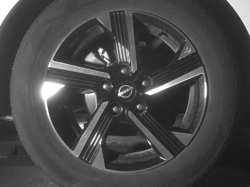 Used 2025 Nissan Sentra SV FWD image 15