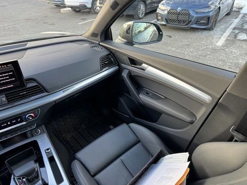Certified 2025 Audi Q5 2.0T Premium Plus w/ Premium Plus Package image 14