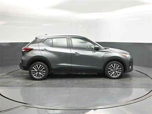 Certified 2024 Nissan Kicks SV image 26