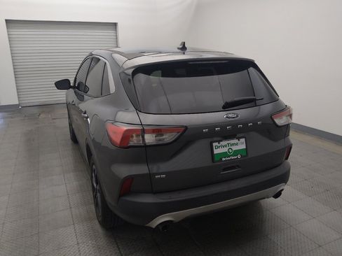 Used 2022 Ford Escape SE FWD image 6