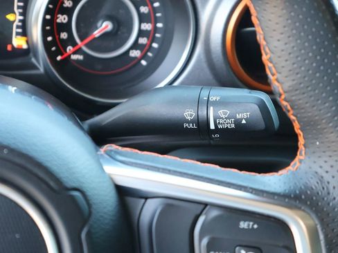 Used 2021 Jeep Gladiator Mojave AWD/4WD image 35