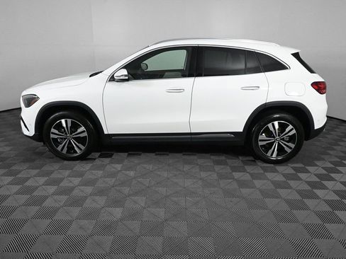 Used 2025 Mercedes-Benz GLA 250 image 3
