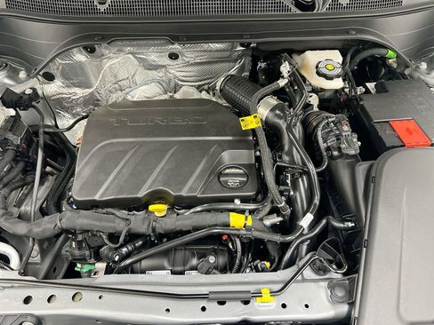 Used 2025 Chevrolet Trax ACTIV w/ Driver Confidence Package image 24