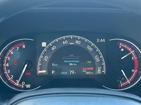 Certified 2025 Toyota RAV4 XLE FWD image 24