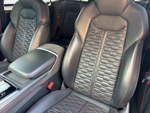 Used 2024 Audi RS Q8 image 41