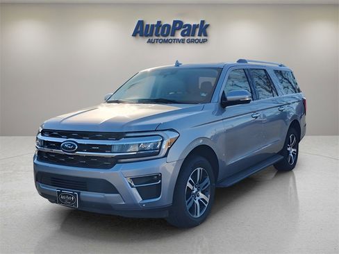 Used 2024 Ford Expedition Max Limited image 3