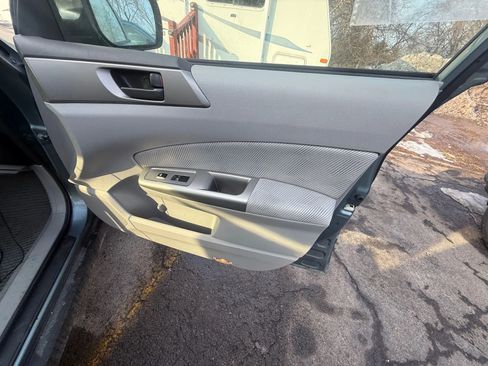 Used 2010 Subaru Forester 2.5X image 19