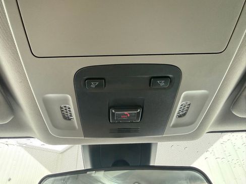 Used 2024 Toyota Camry SE image 20