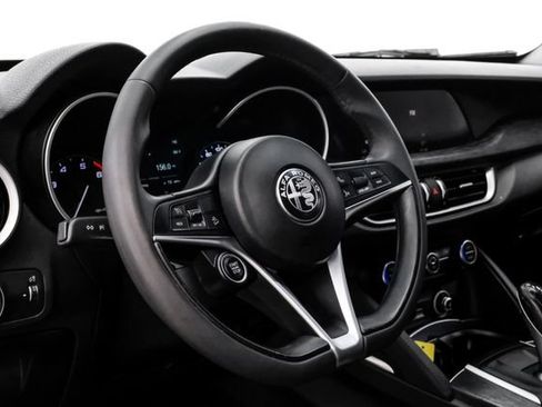 Used 2019 Alfa Romeo Stelvio w/ Nero Edizione RWD image 21