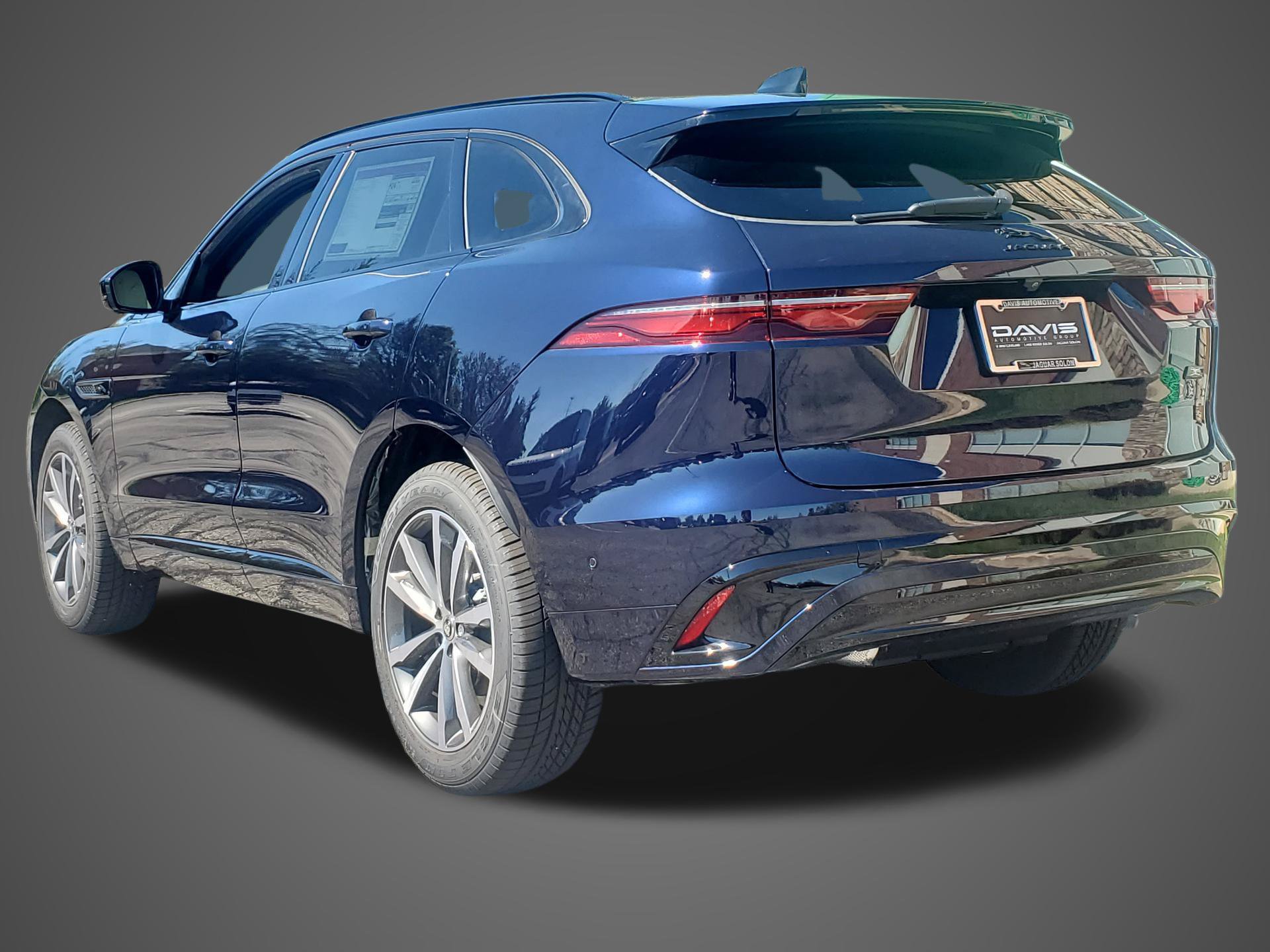 New 2026 Jaguar F-PACE R-Dynamic S AWD/4WD image 8
