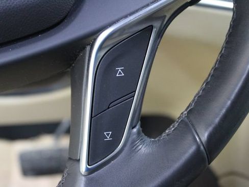 Used 2018 Cadillac XT5 AWD image 23