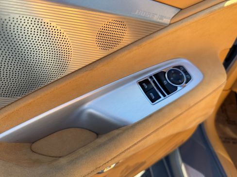 Used 2024 Chevrolet Corvette Stingray Premium Cpe image 11