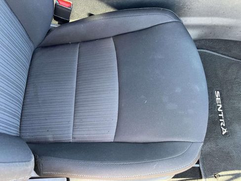 Used 2024 Nissan Sentra SV image 28