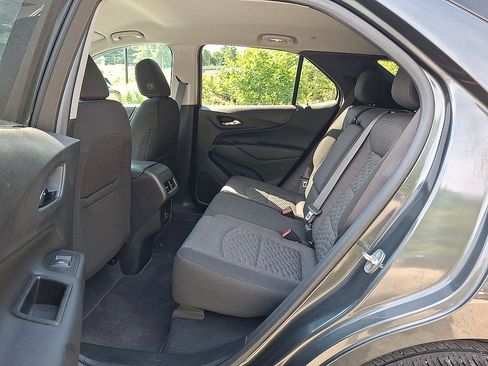 Used 2021 Chevrolet Equinox LT FWD image 20