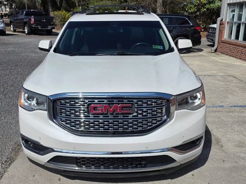 Used 2019 GMC Acadia Denali w/ Technology Package AWD/4WD image 8