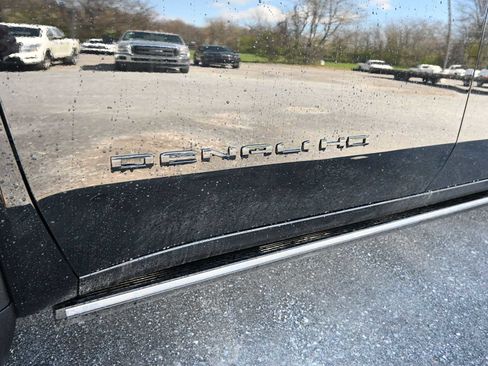 New 2026 GMC Sierra 3500 Denali w/ Denali Reserve Package image 9