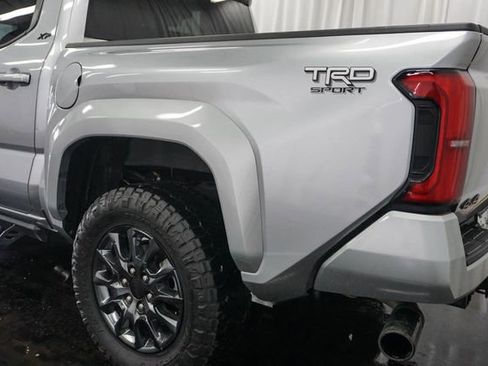 Used 2025 Toyota Tacoma Limited AWD/4WD image 13