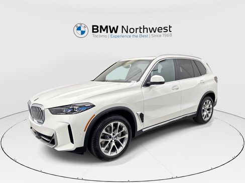 New 2026 BMW X5 xDrive40i w/ Climate Comfort Package AWD/4WD image 1