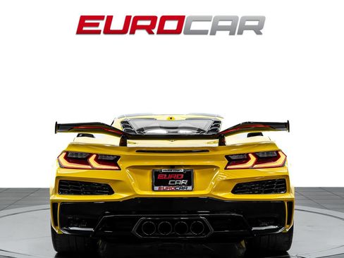 Used 2026 Chevrolet Corvette Z06 RWD image 5