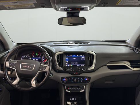 Used 2022 GMC Terrain SLT w/ Infotainment Package II AWD/4WD image 14