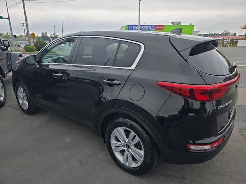 Used 2017 Kia Sportage LX FWD image 5