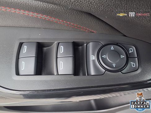 Certified 2025 Chevrolet Trax RS w/ Driver Confidence Package image 11