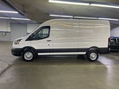 New 2026 Ford Transit 250 148 Medium Roof Extended AWD image 4