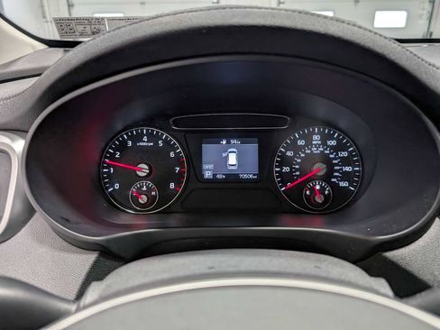 Used 2020 Kia Sorento LX image 22