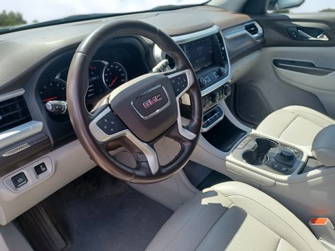 Used 2020 GMC Acadia SLT FWD image 8