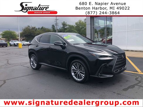 Used 2022 Lexus NX 350 AWD w/ Luxury Package image 1