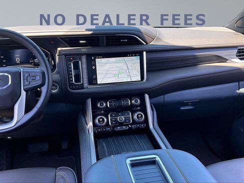 Used 2024 GMC Yukon Denali w/ Max Trailering Package AWD/4WD image 9