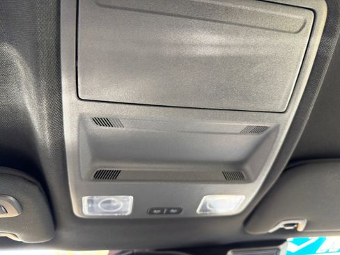 Used 2024 Ford Mustang Premium image 31