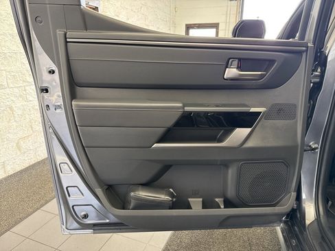 Used 2025 Toyota Tundra Limited image 43