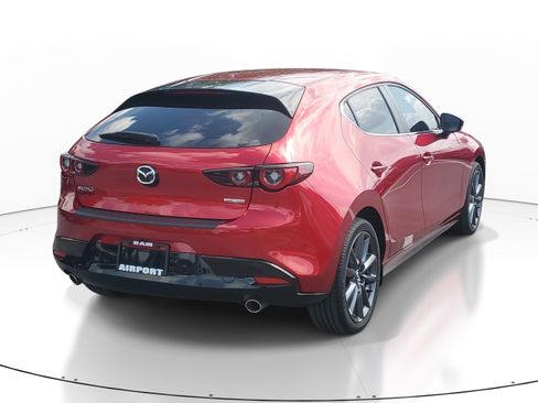 Used 2024 MAZDA MAZDA3 s FWD image 6