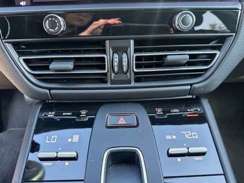 Used 2023 Porsche Macan S image 26